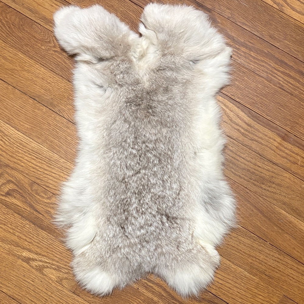 #0616 Cream Gray Real Rabbit Pelt for Crafts